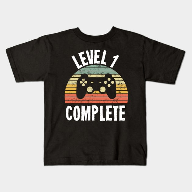 Level 1 Complete T-Shirt - 1st Birthday Gamer Gift - First Anniversary Gift - 1st Grade Kids T-Shirt by Ilyashop